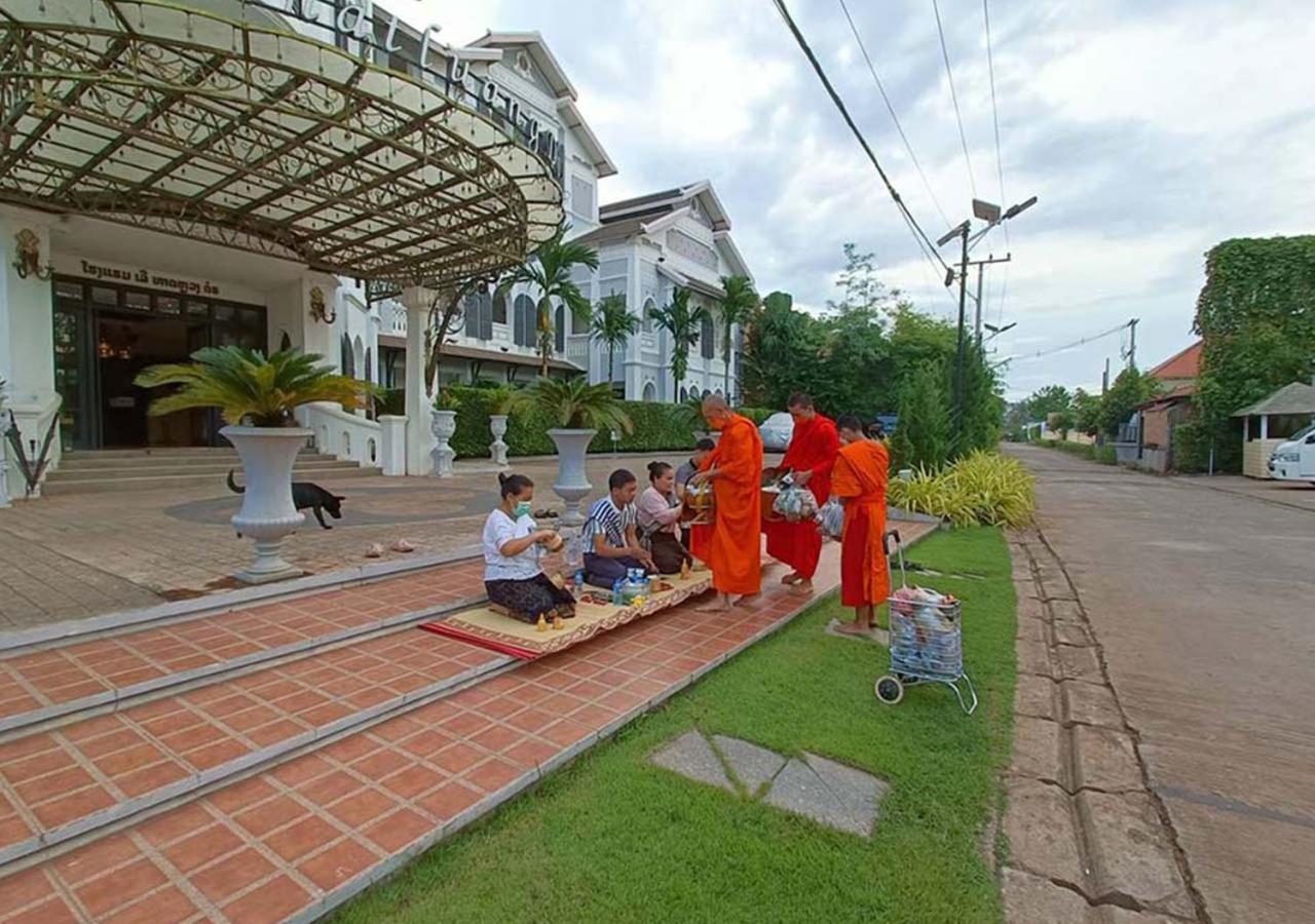 Le Thatluang D'Or Boutique Hotel Vientiane Buitenkant foto